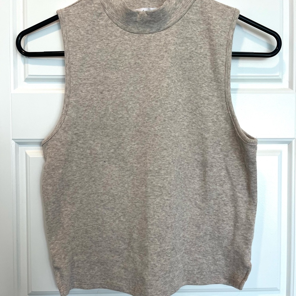 Women's Oatmeal Heather Mock Neck Crop Top